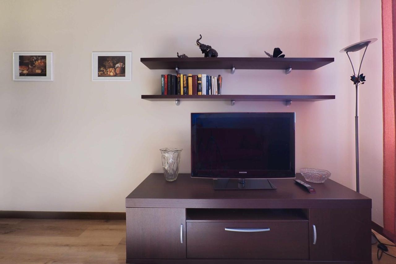 Mba24 Charming Suite Close To Metro Fieracitylife Милано Екстериор снимка
